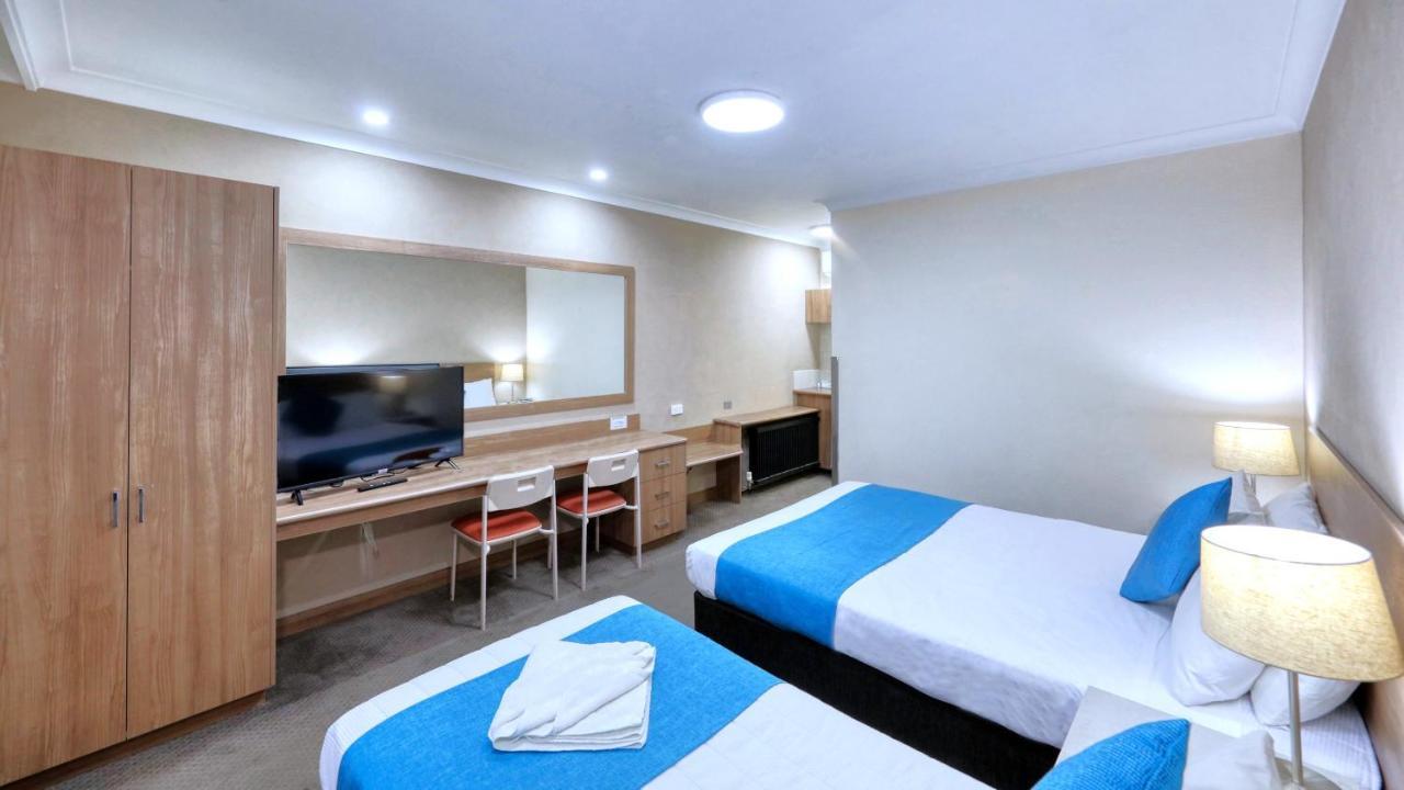 กัวเบอร์นเซ็นทรัลมอเตอร์ลอดจ์ Motel โกลเบิร์น ภายนอก รูปภาพ